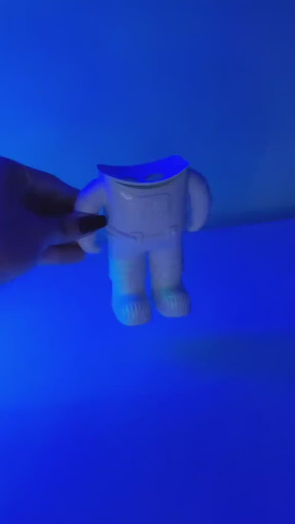Proyector Nebulosa Astronauta Aurora con Mando a Distancia